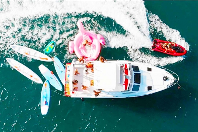  La barca dall'alto 