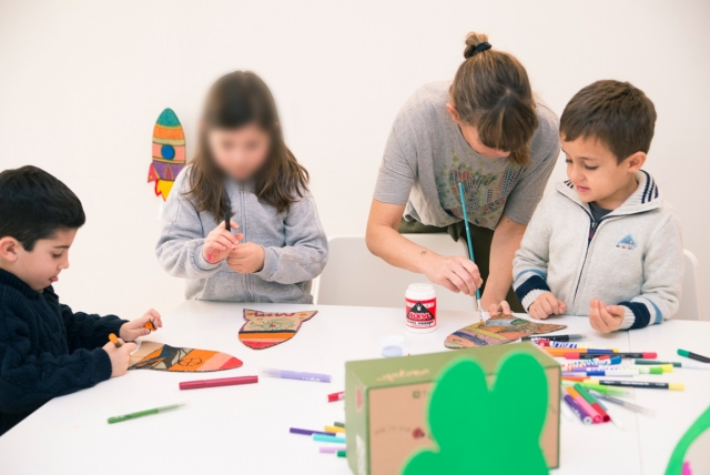  Workshops in the camp 