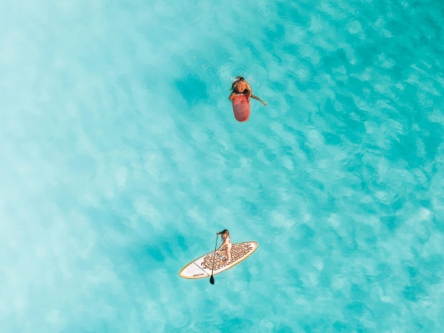  Yoga em pranchas de paddle surf em Menorca 
