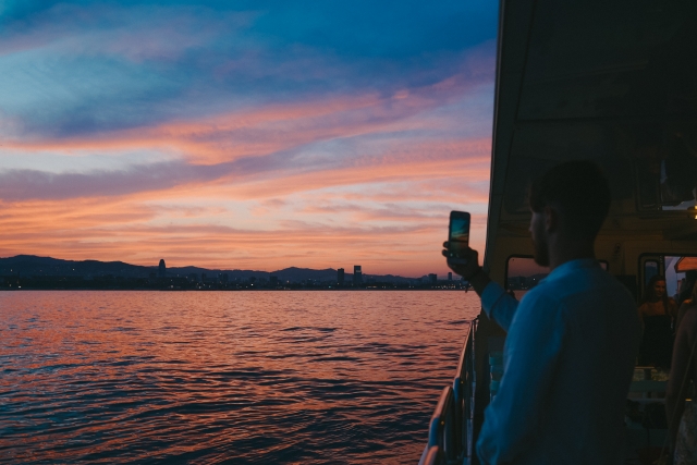 Anocheciendo en el barco
