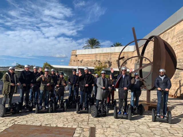  Excursion through the historic center of Palma 