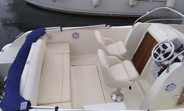  Mieten Sie unser Boot 