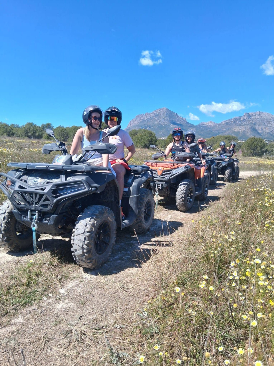  Passeio de quadriciclo de dois lugares