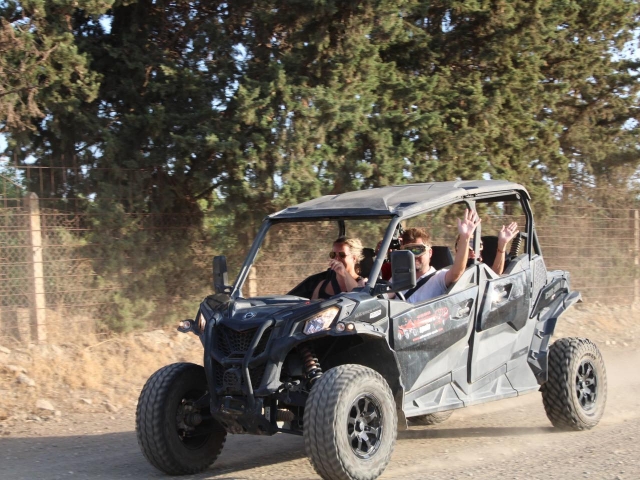 Disfruta de la excursión en buggy