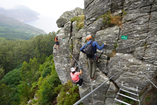 Via ferrata en grupo