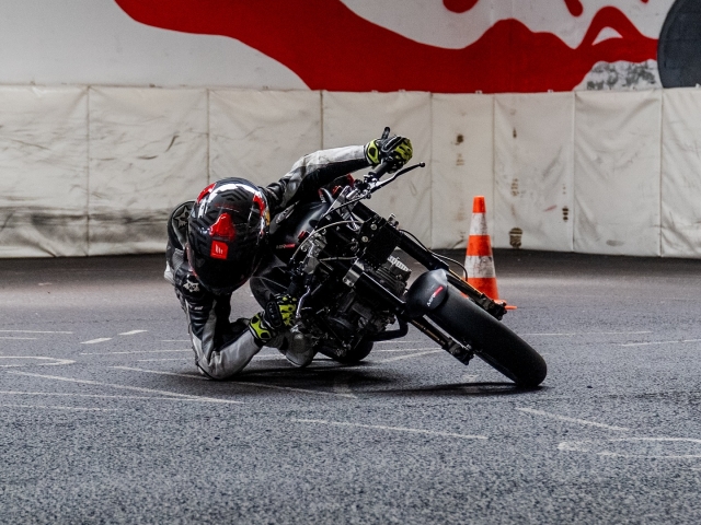  Motorcycle experience for children 