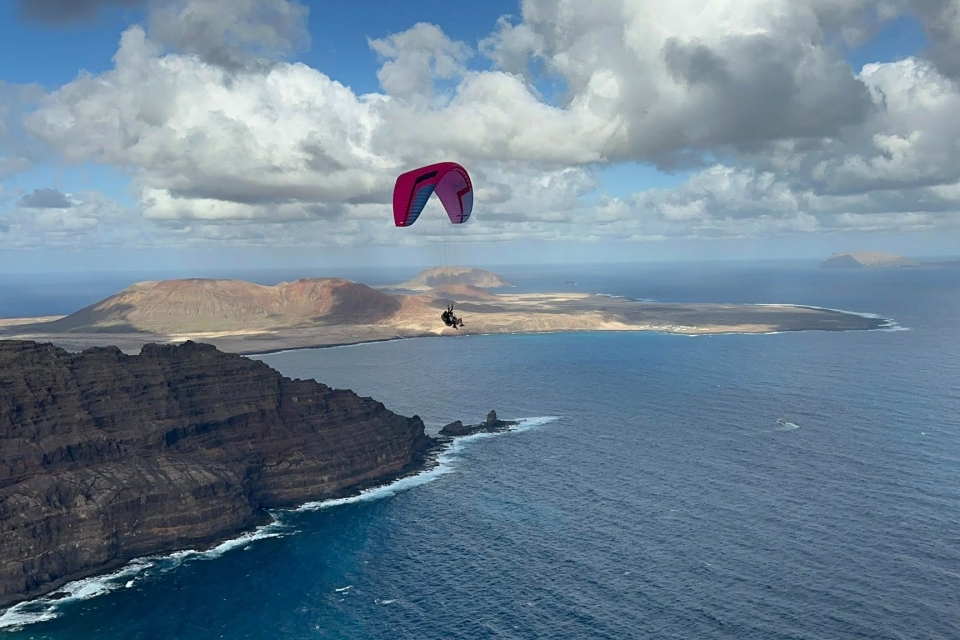 Volar en parapente en Lanzarote