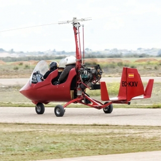 Vuelo en helicóptero por Embalse de Burguillo, 2h