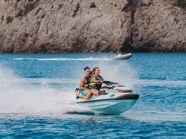 Jet skis biplaza en Alcudia