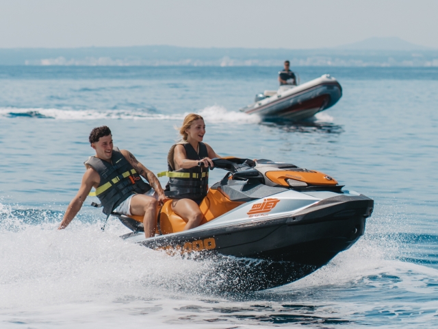 Jetski for two people 
