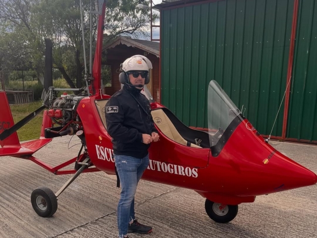Avioneta ligera en Sierra Norte