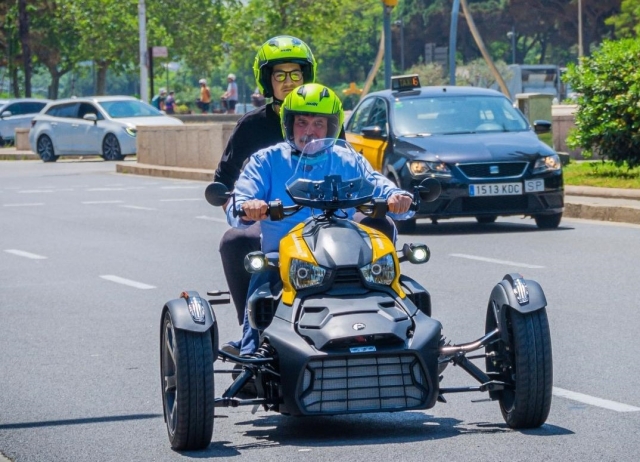  Can-Am Ryker 在城市