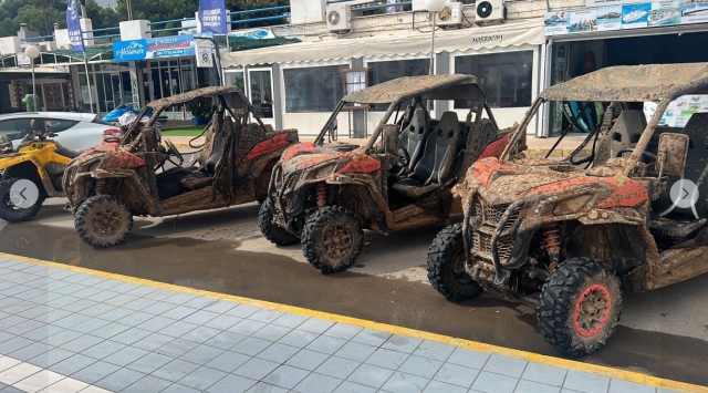  Buggys nach der Schlacht
