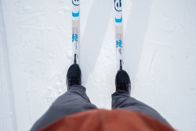  Rent our ski equipment 
