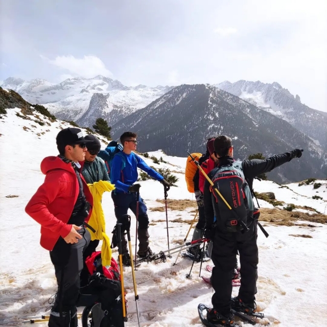  Vistas panorâmicas durante o percurso com raquetes de neve