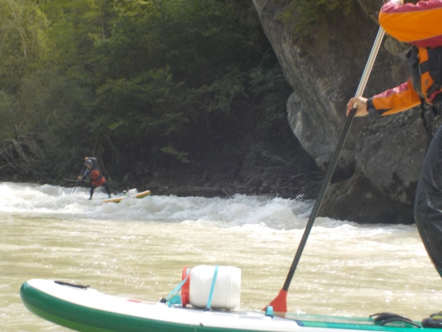  Na prancha de paddle surf