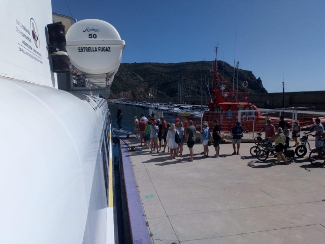 Esperando en el Puerto para embarcar