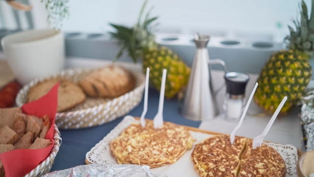 Food mediterraneo -Free buffet 