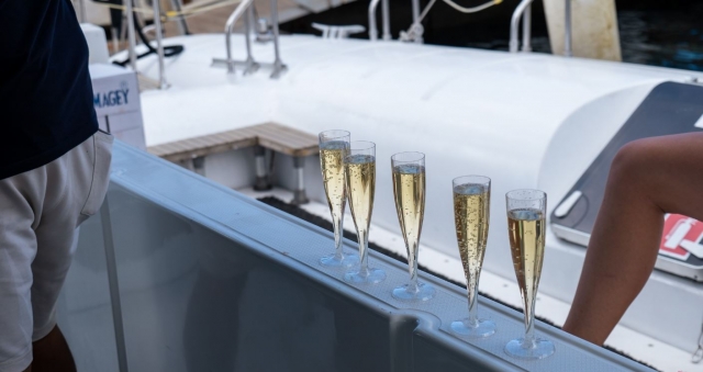  A row of champagne glasses waiting for your guests 