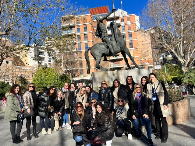 Grupo de turistas disfrutando de Ciudad Real