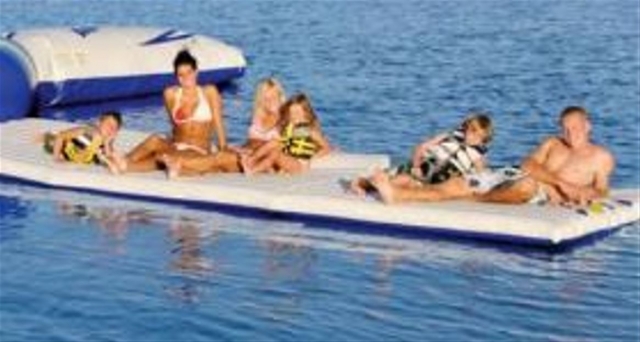 El Waterpark Runway también sirve para descansar y dejarse llevar por la corriente