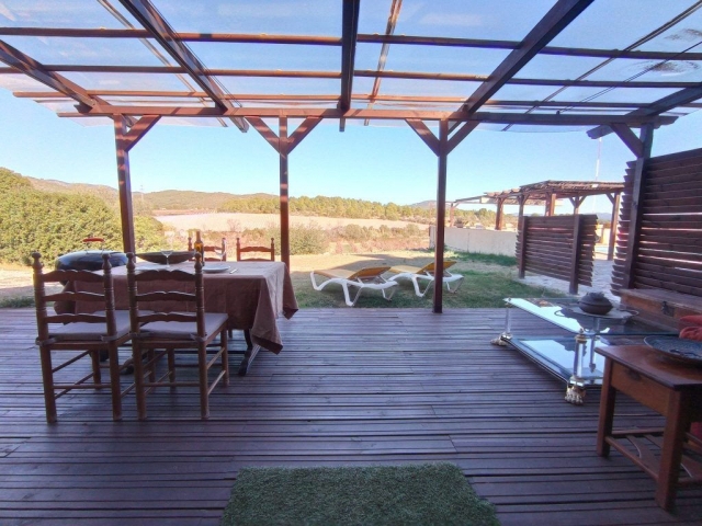  Voll ausgestattete Terrasse