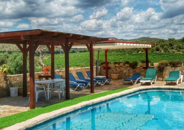  Komplexes Schwimmbad 