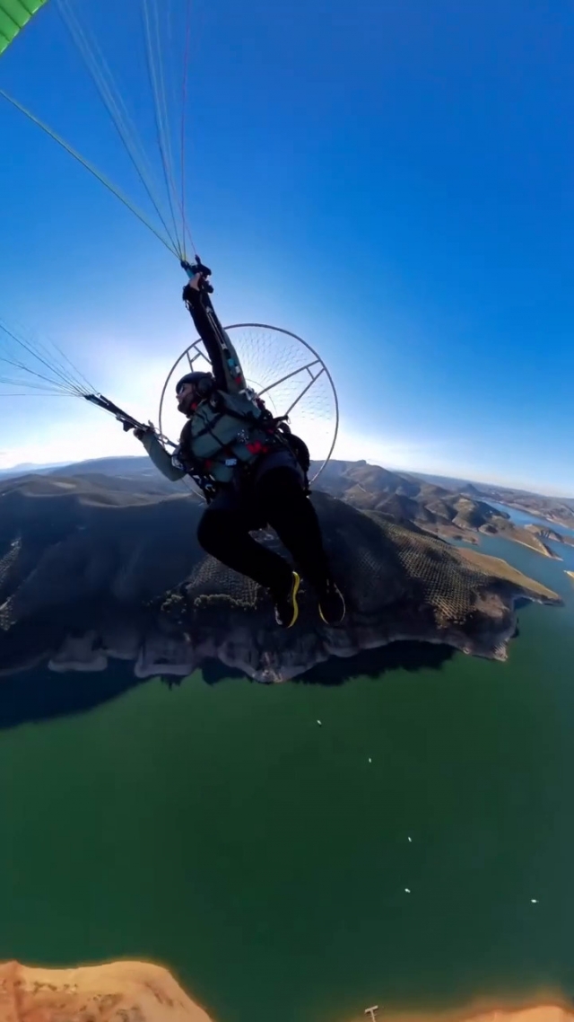  andflyparapente_1767207765_3799935400420720903_45472231644_008 