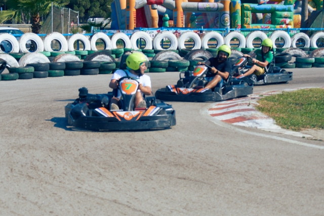  Un Grand Prix Super Race dans lequel les utilisateurs s'affronteront pour savoir qui est le champion 