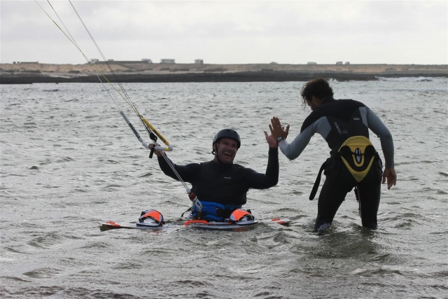 Encantados con las clases de kitesurf