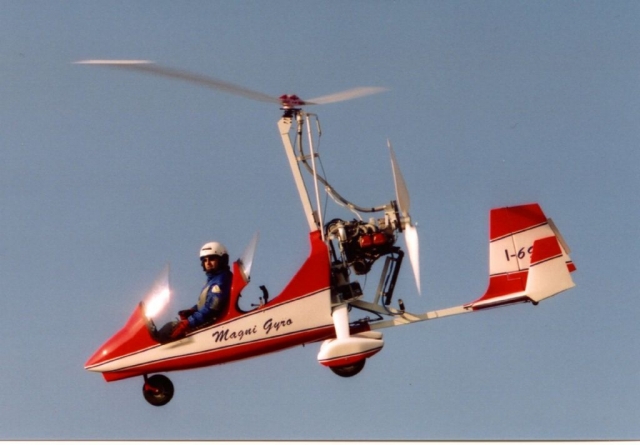  Vola in autogiro a Segovia 