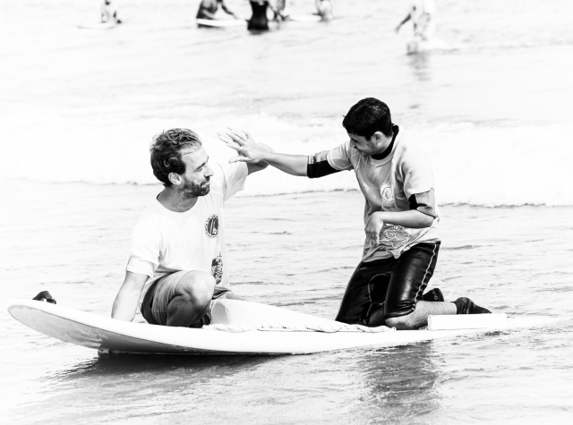  Adapted surfing 