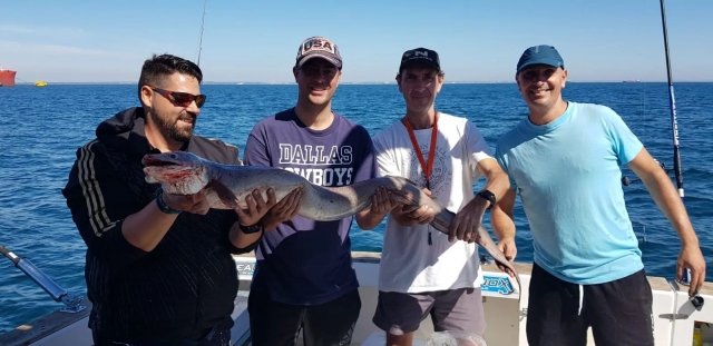 Contentos por su pesca