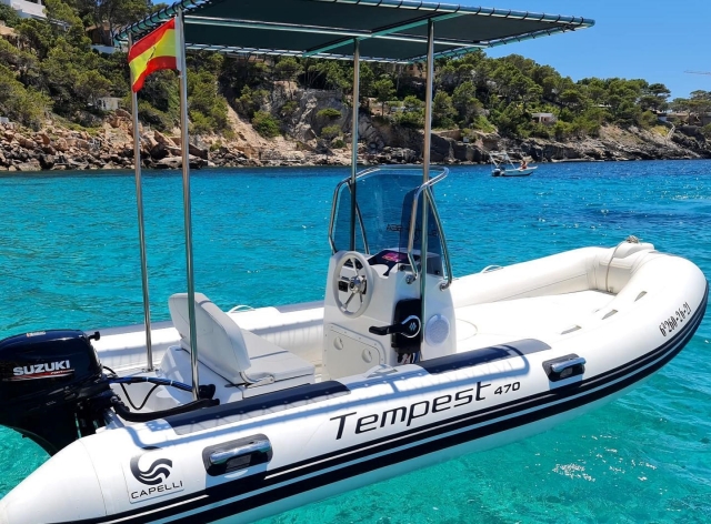  Aluguer de barco com licença 