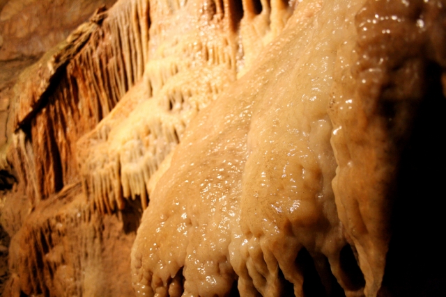 Estudiando la composición de las cueva