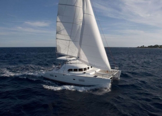 Alquiler Catamarán en Puerto de Estepona 4h 12pax
