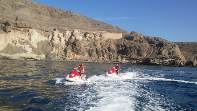  Kommen Sie mit uns und erleben Sie ein unvergleichliches Jetski-Erlebnis 
