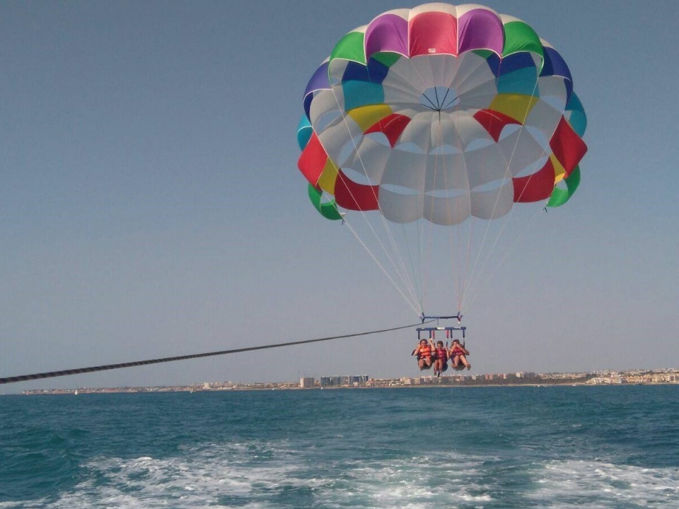 Esperienza di parasailing Esperienza di parasailing