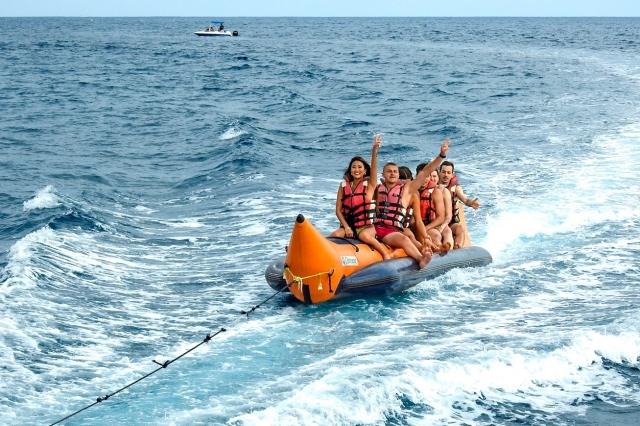  Während einer Bananenboot-Session 
