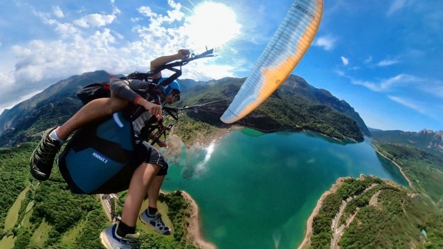 Pirineo oscense en parapenle