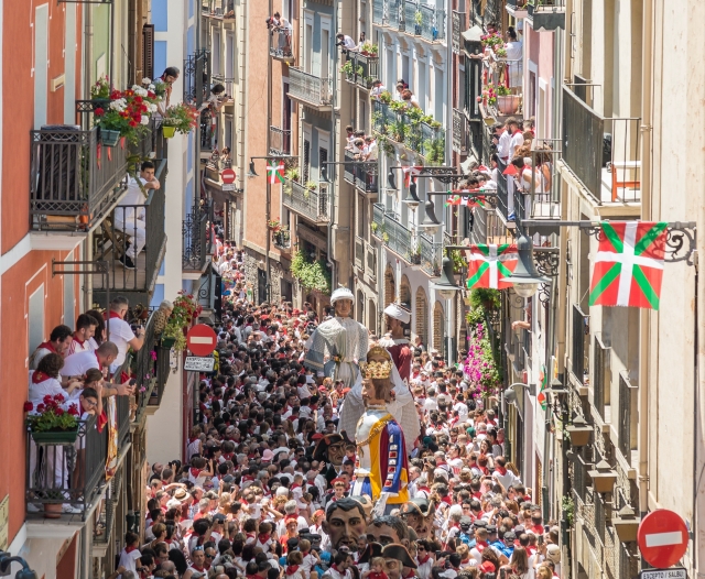  A different San Fermin from above (2 ) 