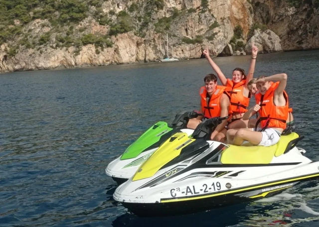 Motos de agua con tus amigos