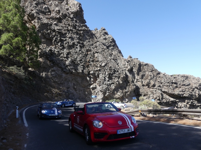  Conoscere le Isole Canarie con una decappottabile 