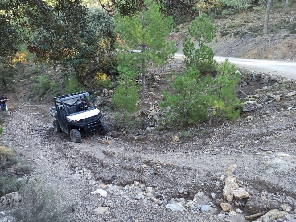 Explorando los caminos durante nuestras rutas en buggy