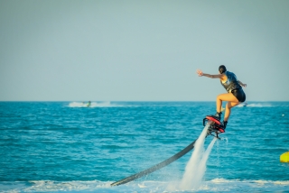 Sesión de flyboard, Puerto Mazarrón, 15 min