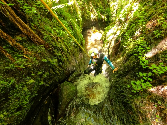  Vieni a fare canyoning 