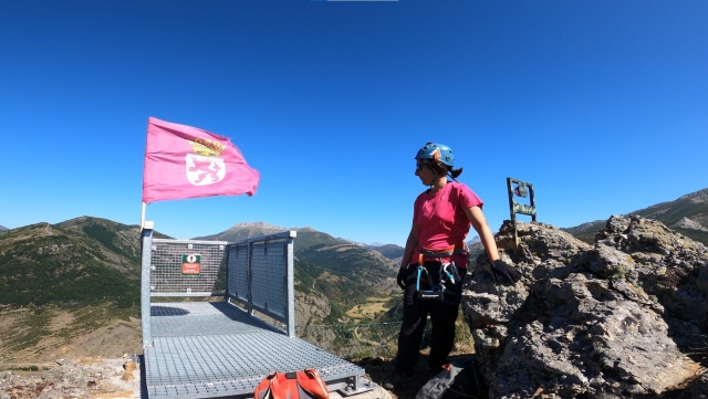 En lo alto de la vía ferrata
