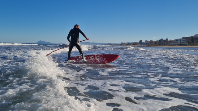 Aprende a surcar las olas