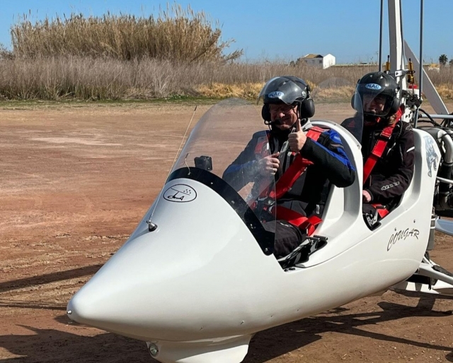 Autogiro biplaza