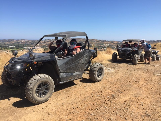  Godersi il percorso in buggy 